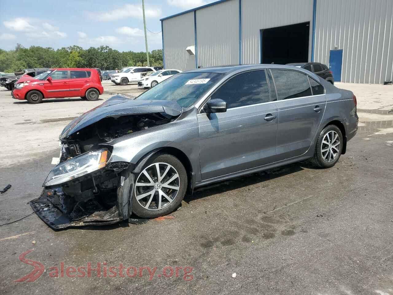2018 VOLKSWAGEN JETTA — VIN 3VWDB7AJ2JM260228