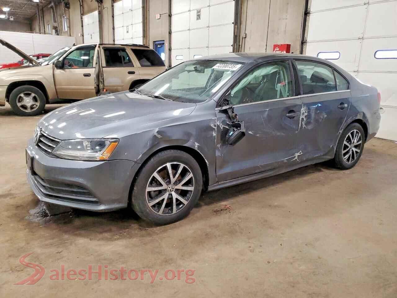 2017 VOLKSWAGEN JETTA — VIN 3VWDB7AJ3HM264637