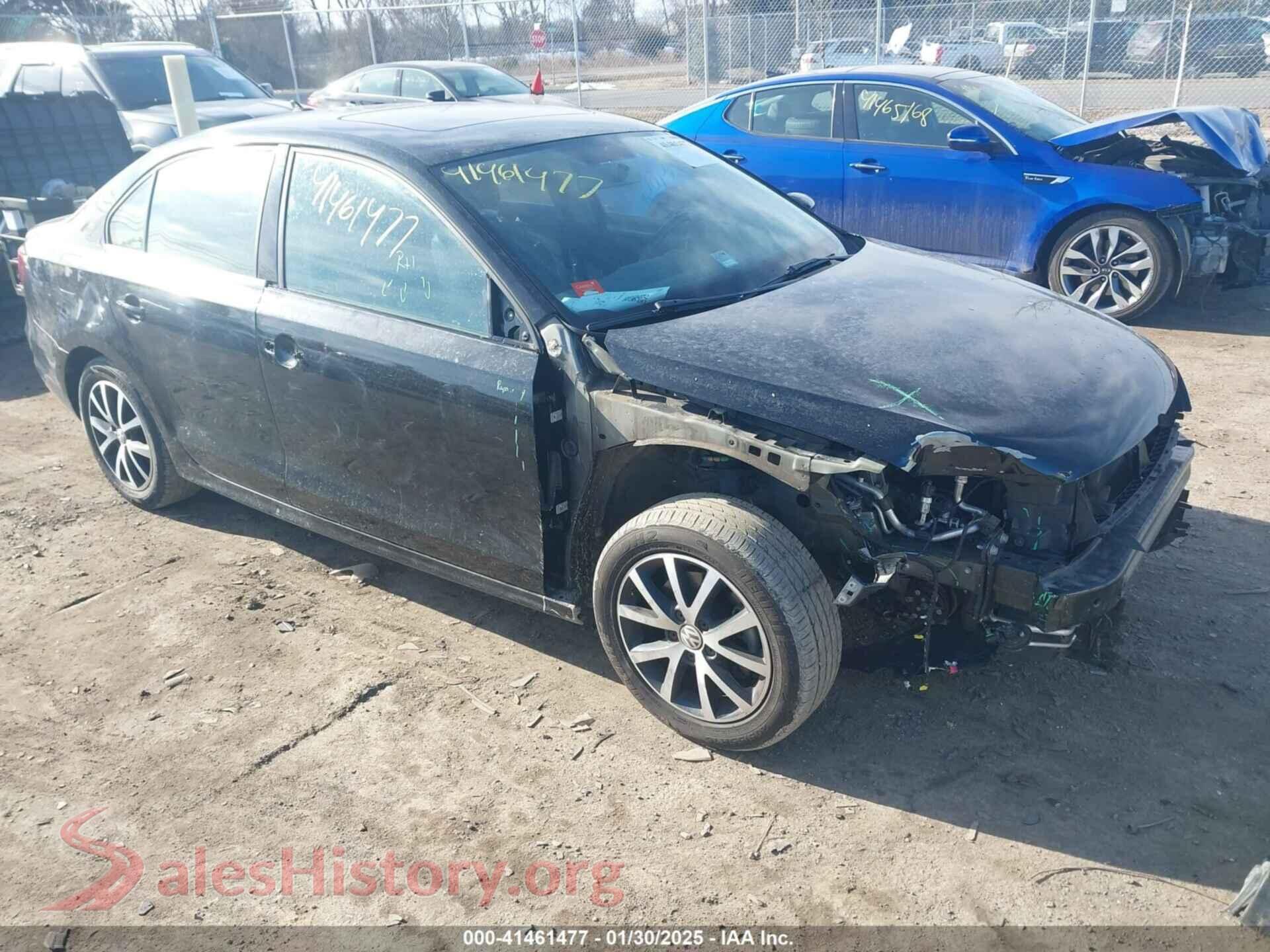 2017 VOLKSWAGEN JETTA — VIN 3VWDB7AJ4HM220324