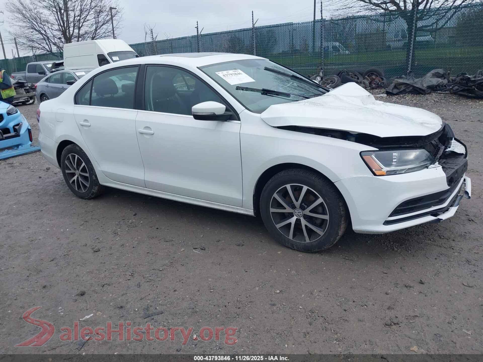 2018 VOLKSWAGEN JETTA — VIN 3VWDB7AJ4JM261719