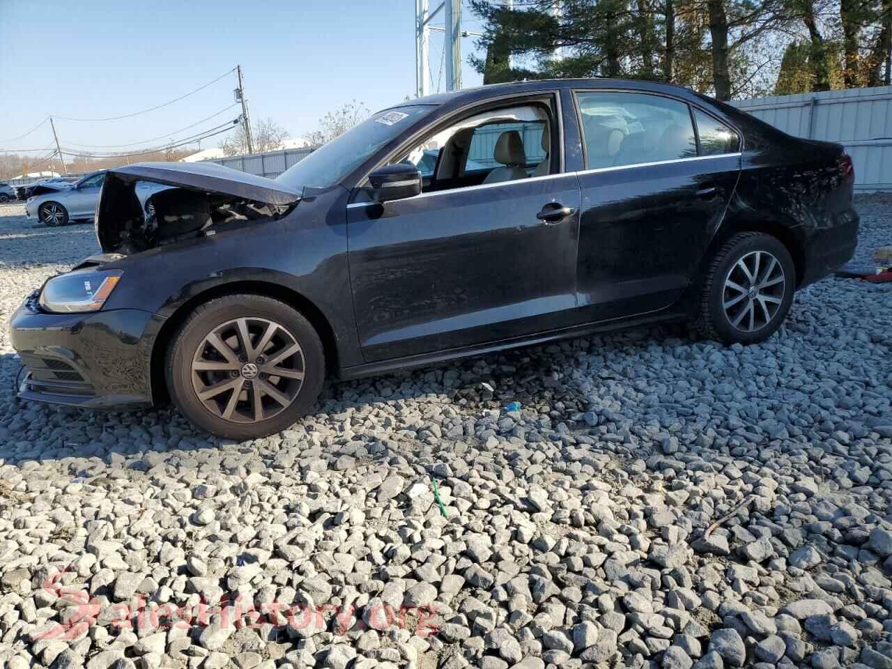 2017 VOLKSWAGEN JETTA — VIN 3VWDB7AJ5HM355540