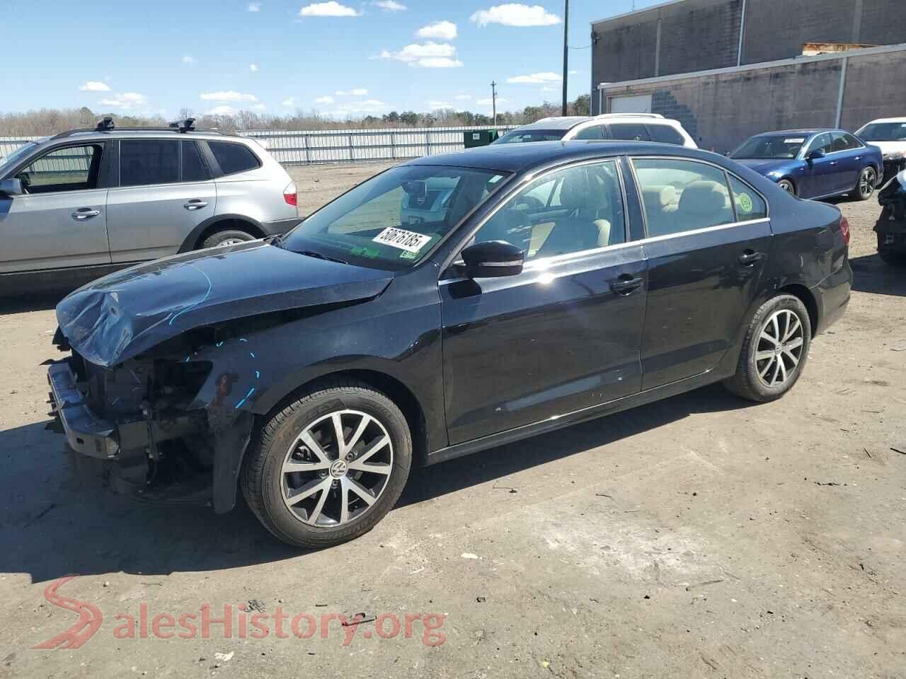 2017 VOLKSWAGEN JETTA — VIN 3VWDB7AJ7HM272899
