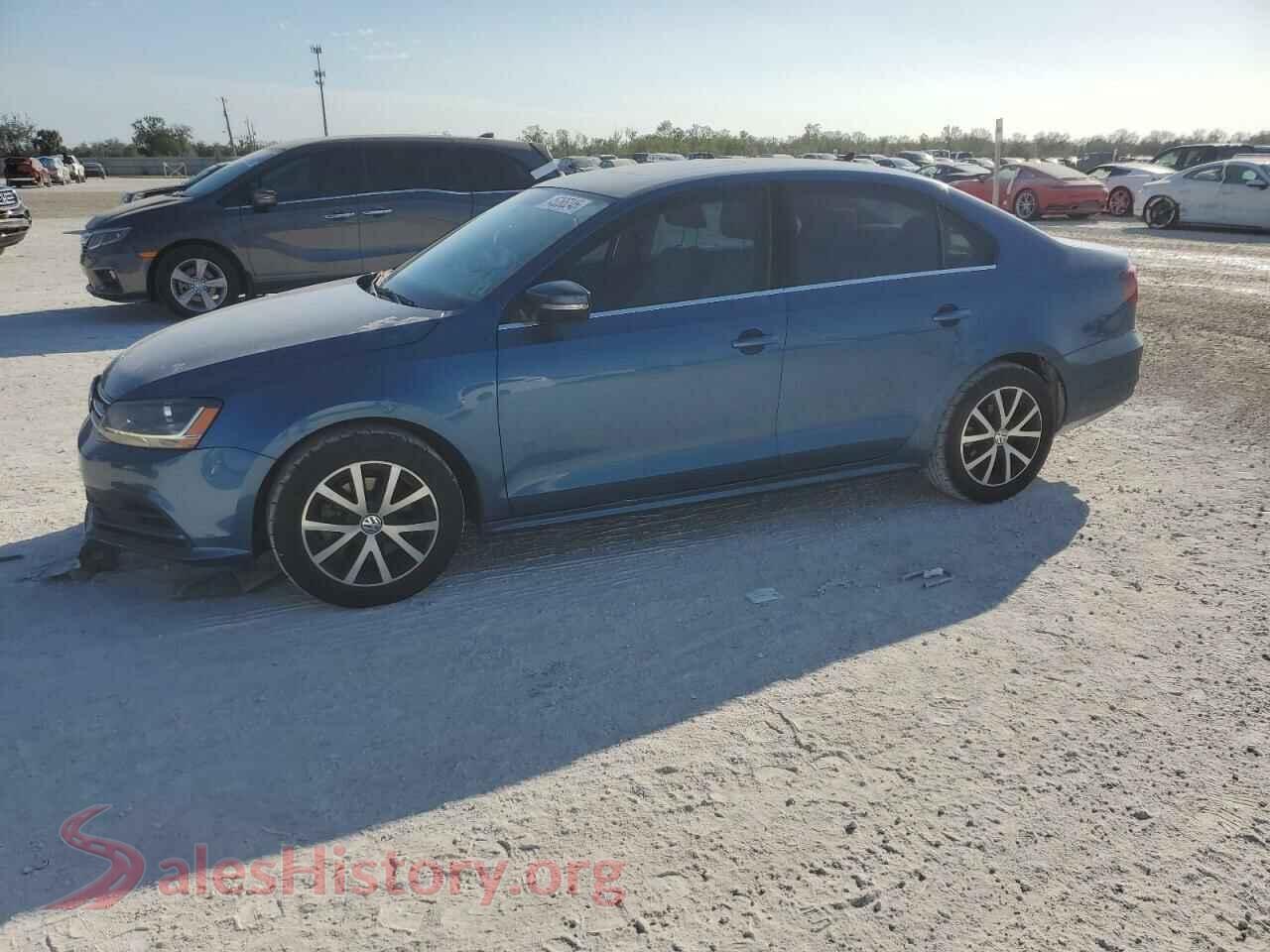 2017 VOLKSWAGEN JETTA — VIN 3VWDB7AJ7HM338982
