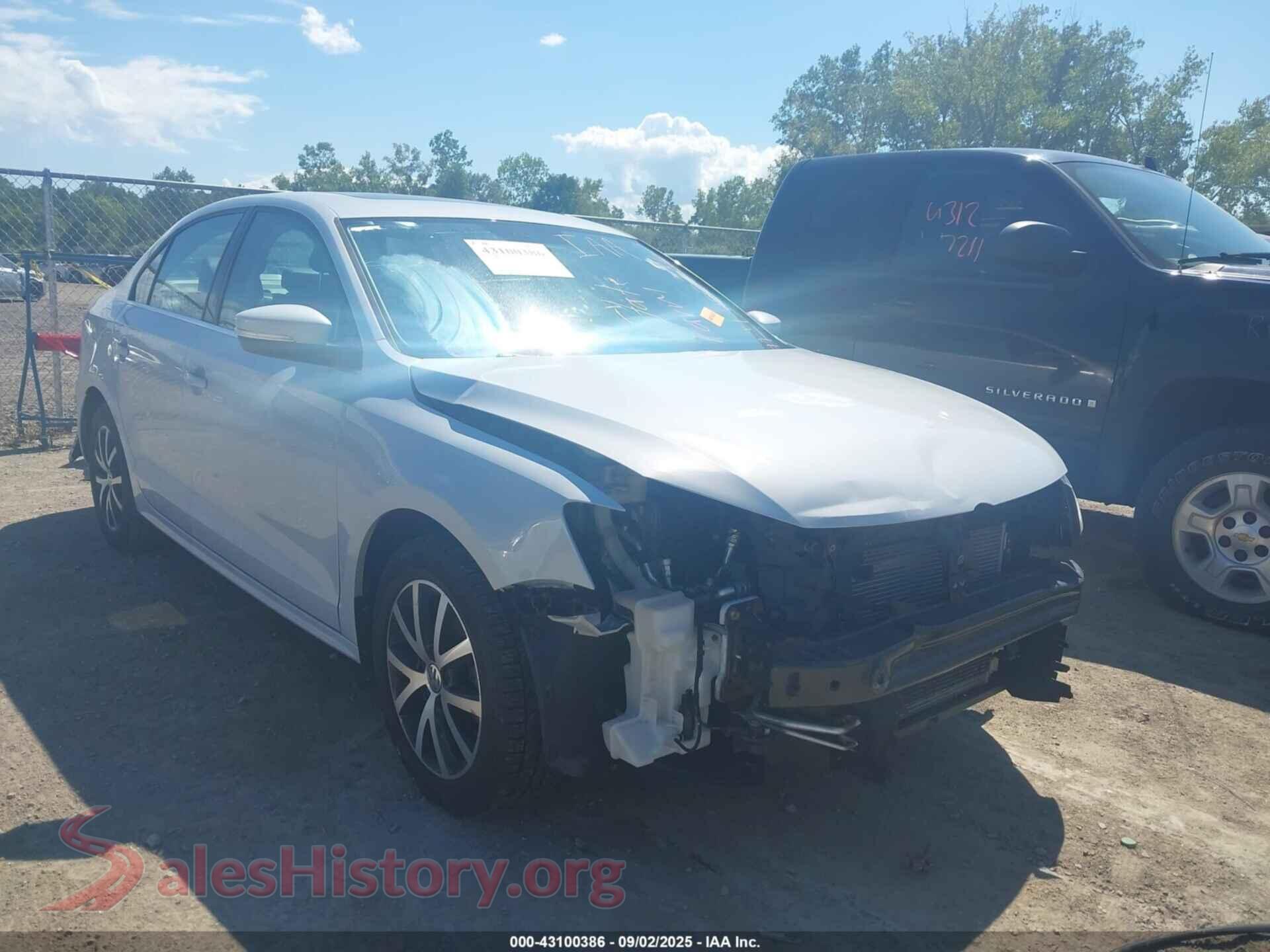 2017 VOLKSWAGEN JETTA — VIN 3VWDB7AJXHM379753