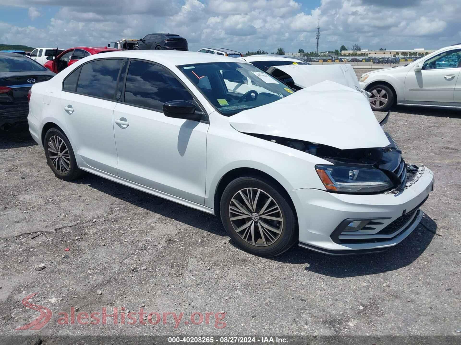 2018 VOLKSWAGEN JETTA — VIN 3VWDB7AJXJM207499