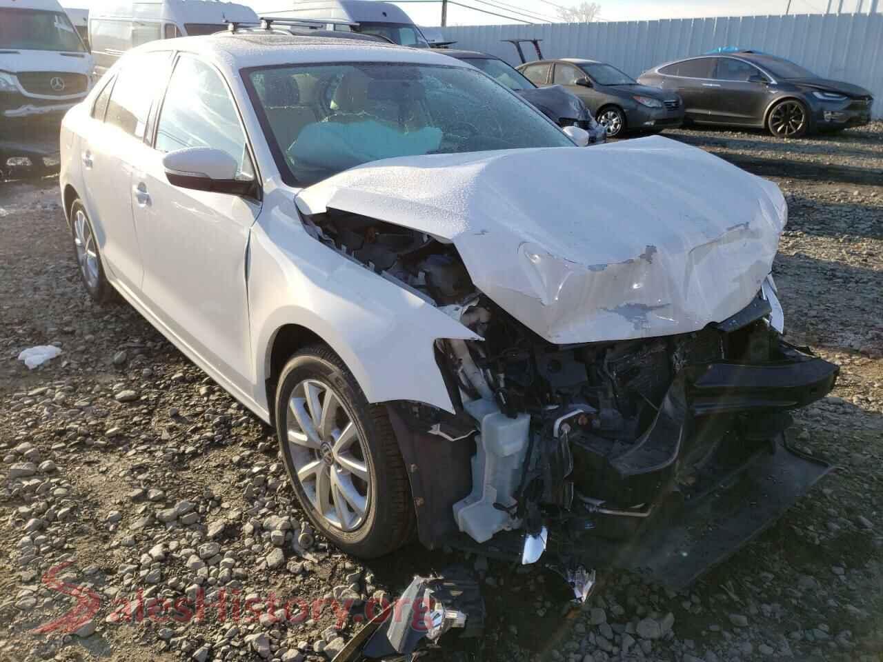2013 VOLKSWAGEN JETTA — VIN 3VWDP7AJ4DM383650
