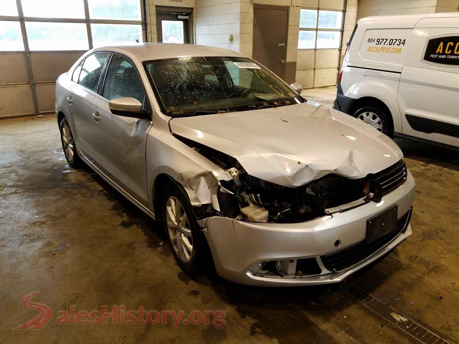 2013 VOLKSWAGEN JETTA — VIN 3VWDP7AJ7DM209040