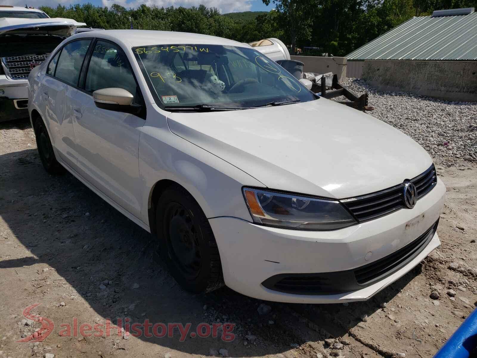 2012 VOLKSWAGEN JETTA — VIN 3VWDP7AJ8CM129230