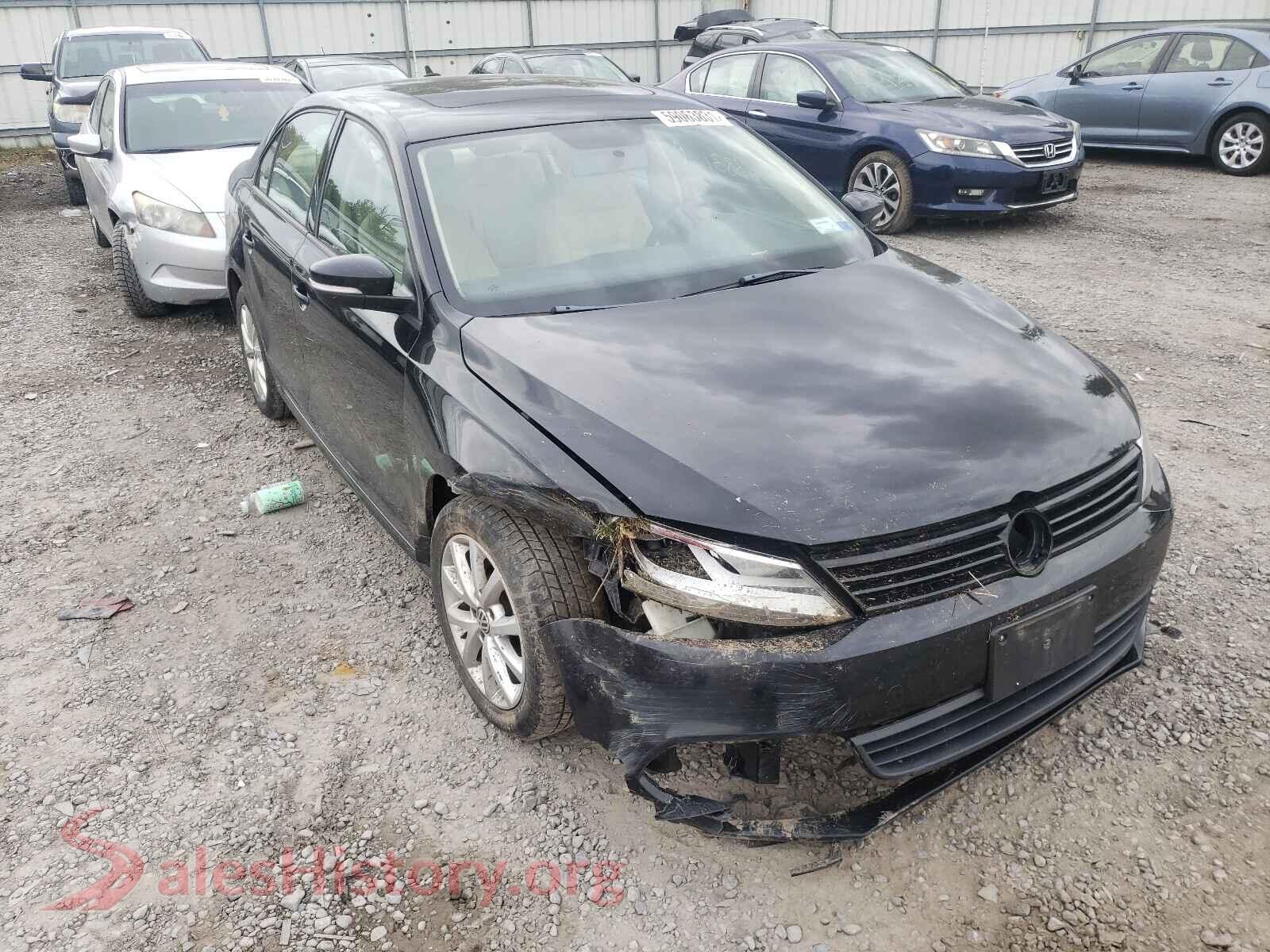 2012 VOLKSWAGEN JETTA — VIN 3VWDP7AJ8CM337821