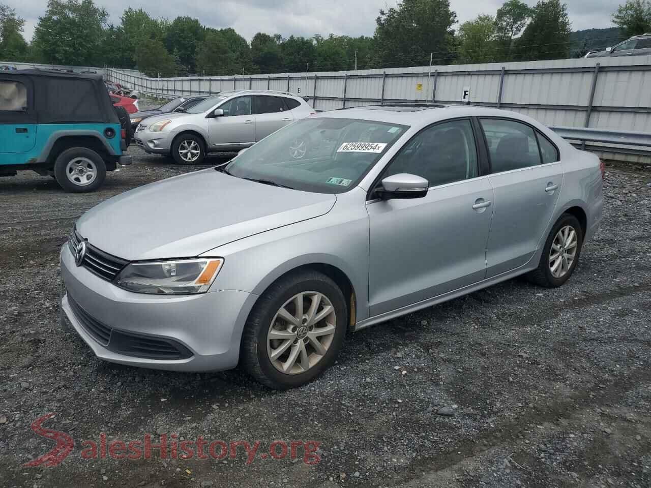 2013 VOLKSWAGEN JETTA — VIN 3VWDP7AJXDM442460
