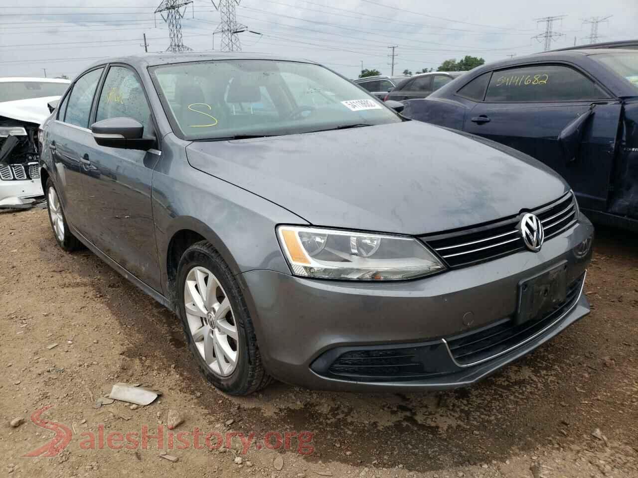 2013 VOLKSWAGEN JETTA — VIN 3VWDX7AJ0DM358700