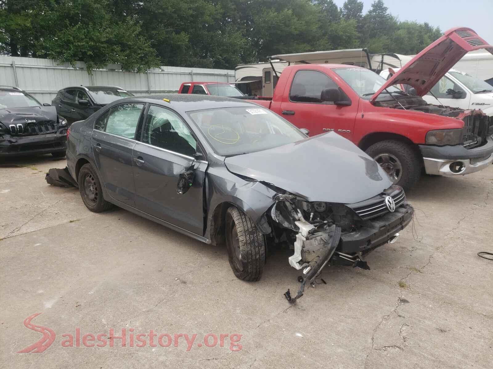 2013 VOLKSWAGEN JETTA — VIN 3VWDX7AJ2DM295258