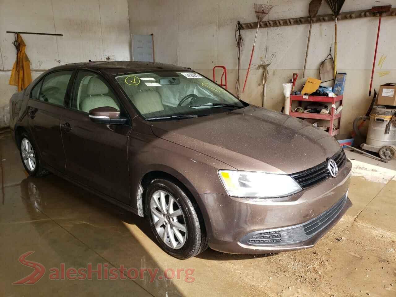 2011 VOLKSWAGEN JETTA — VIN 3VWDX7AJ5BM021467