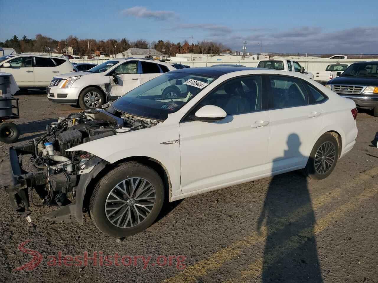 2019 VOLKSWAGEN JETTA — VIN 3VWE57BU1KM108401