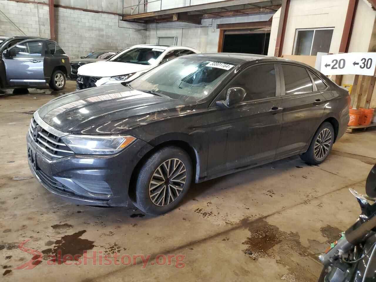 2019 VOLKSWAGEN JETTA — VIN 3VWE57BU3KM048556