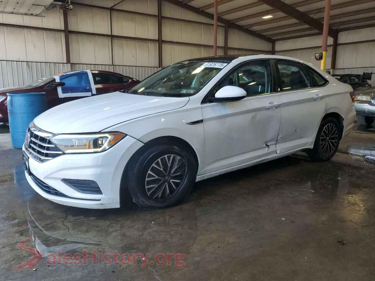 2019 VOLKSWAGEN JETTA — VIN 3VWE57BU3KM084859