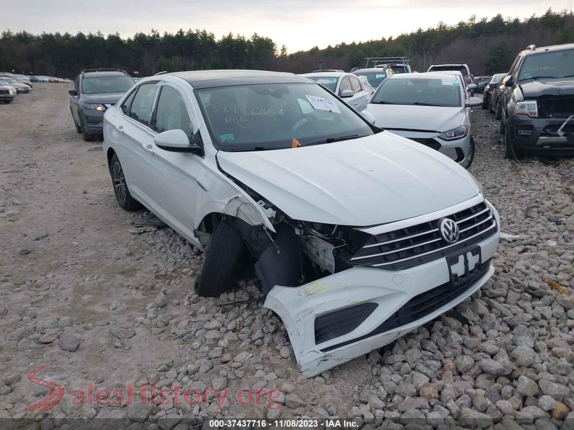 2019 VOLKSWAGEN JETTA — VIN 3VWE57BU4KM086460