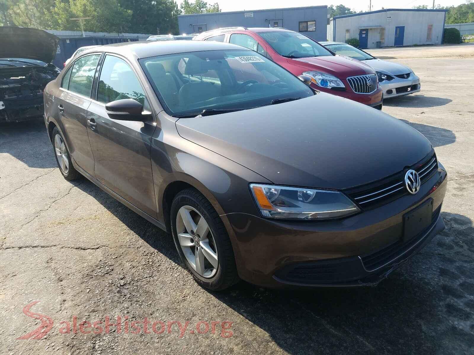 2013 VOLKSWAGEN JETTA — VIN 3VWLL7AJXDM397964