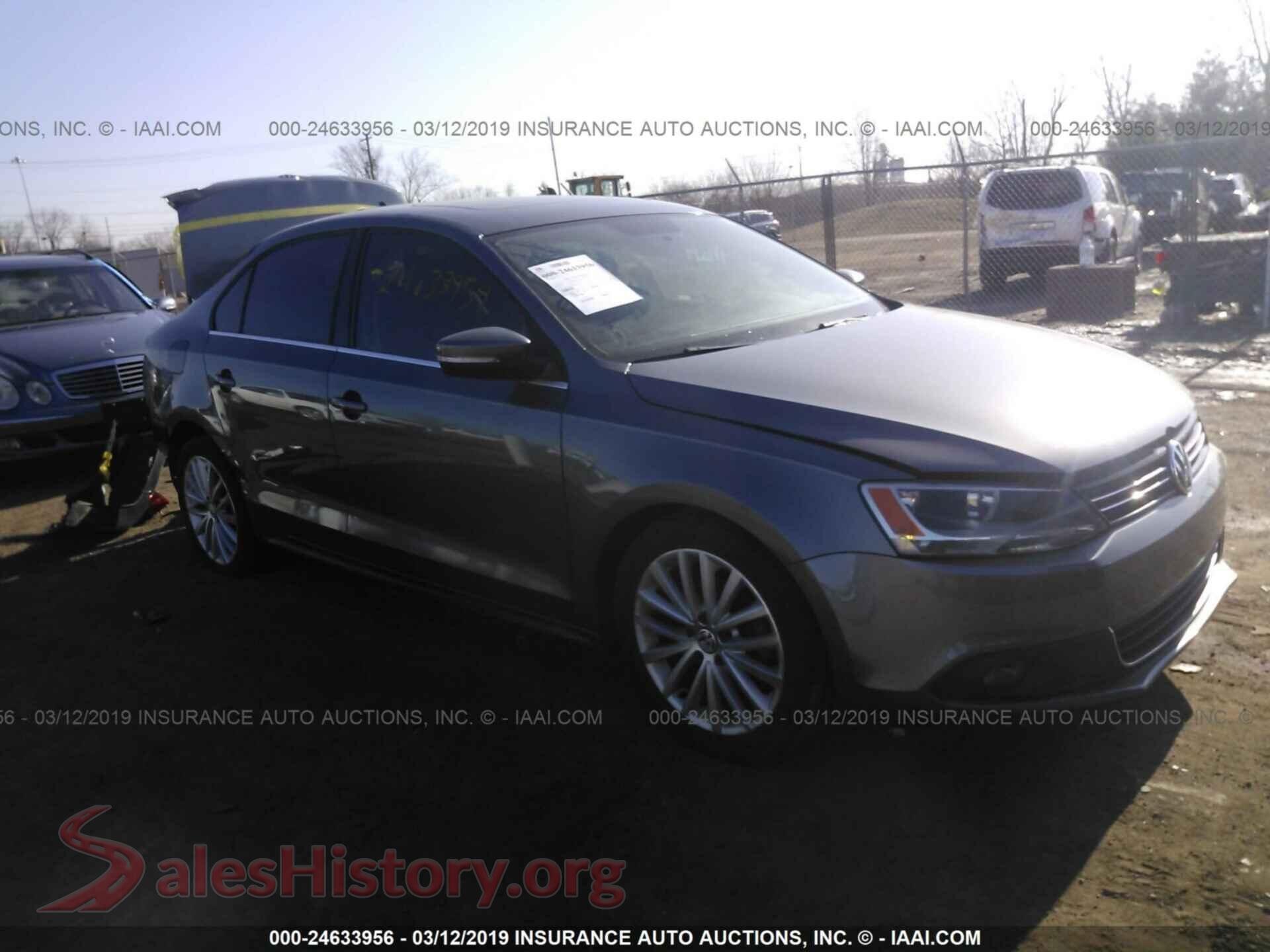 2011 VOLKSWAGEN JETTA — VIN 3VWLZ7AJ0BM307748