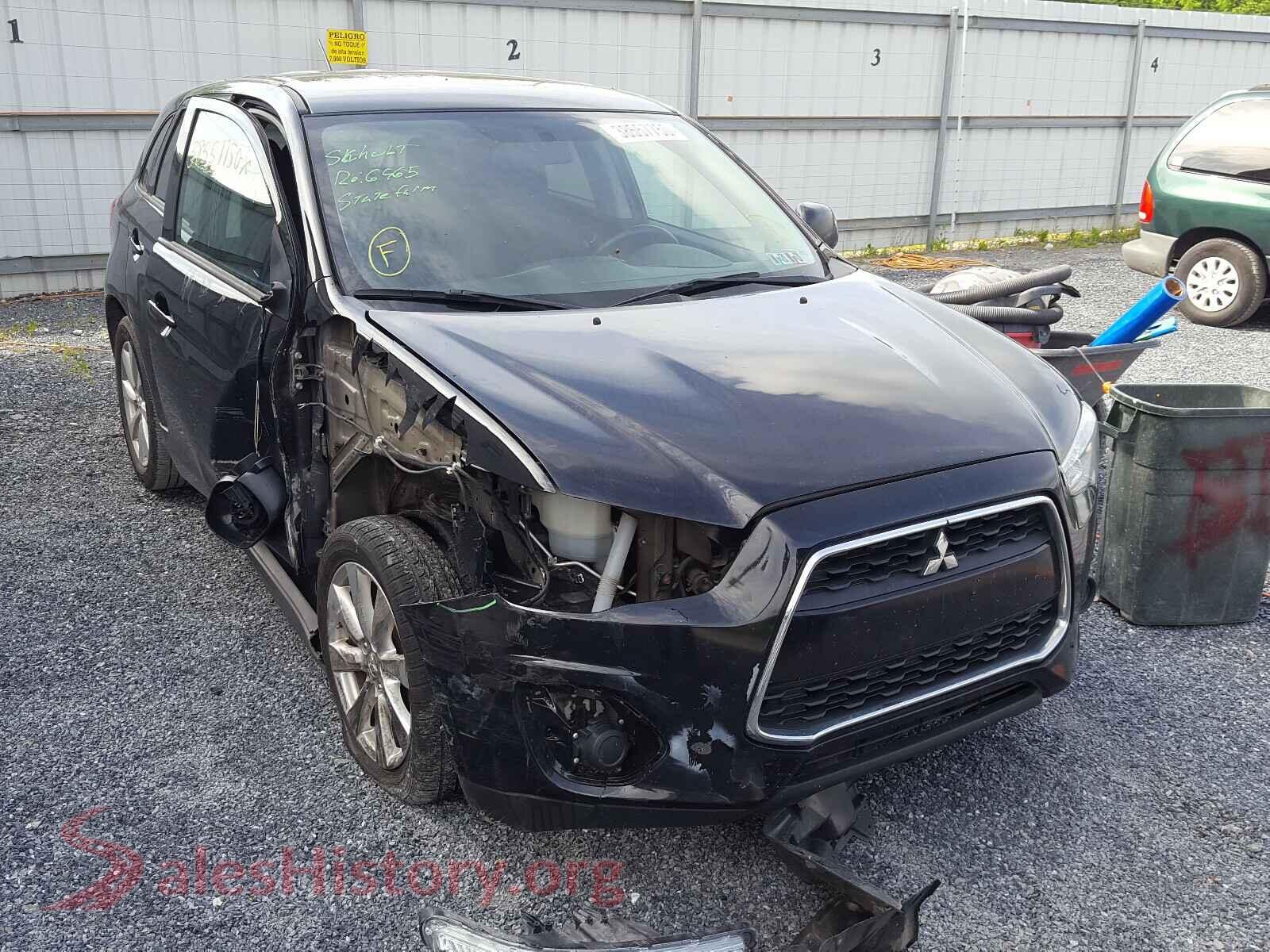 2015 MITSUBISHI OUTLANDER — VIN 4A4AR3AU5FE002666