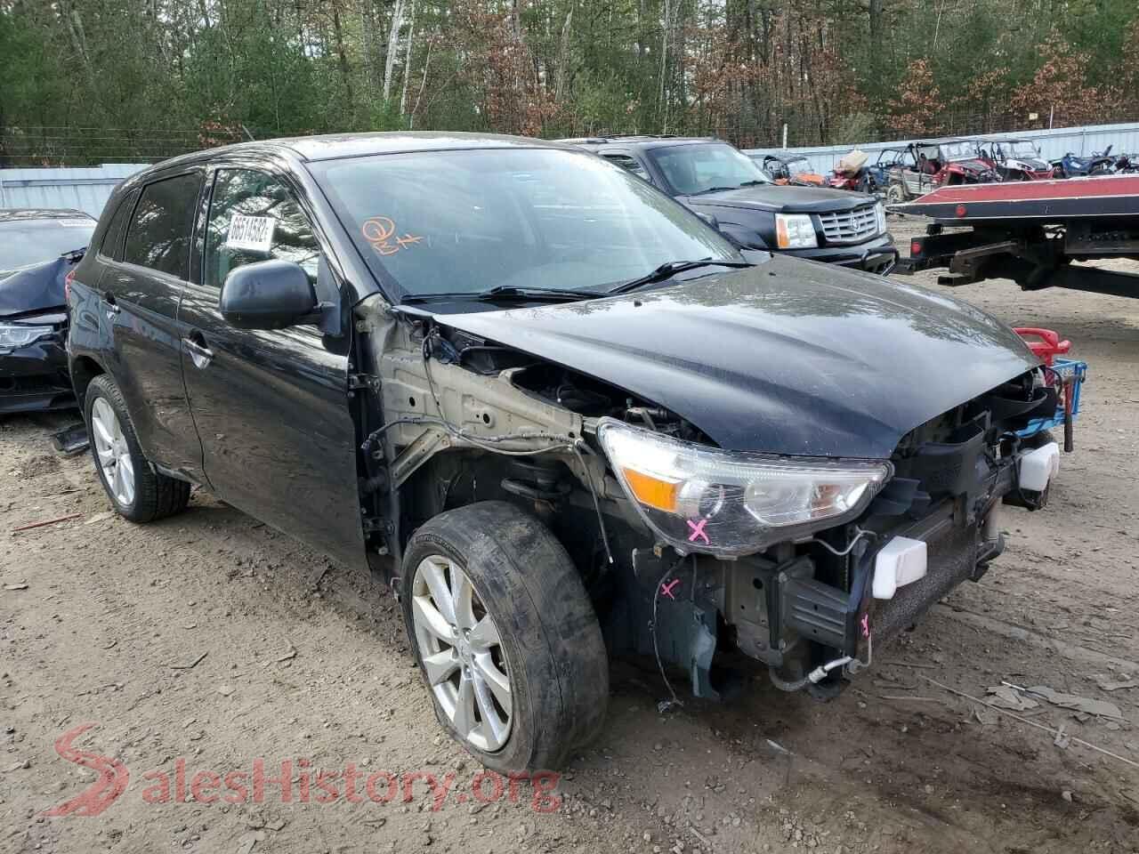 2013 MITSUBISHI OUTLANDER — VIN 4A4AR3AU7DE008689