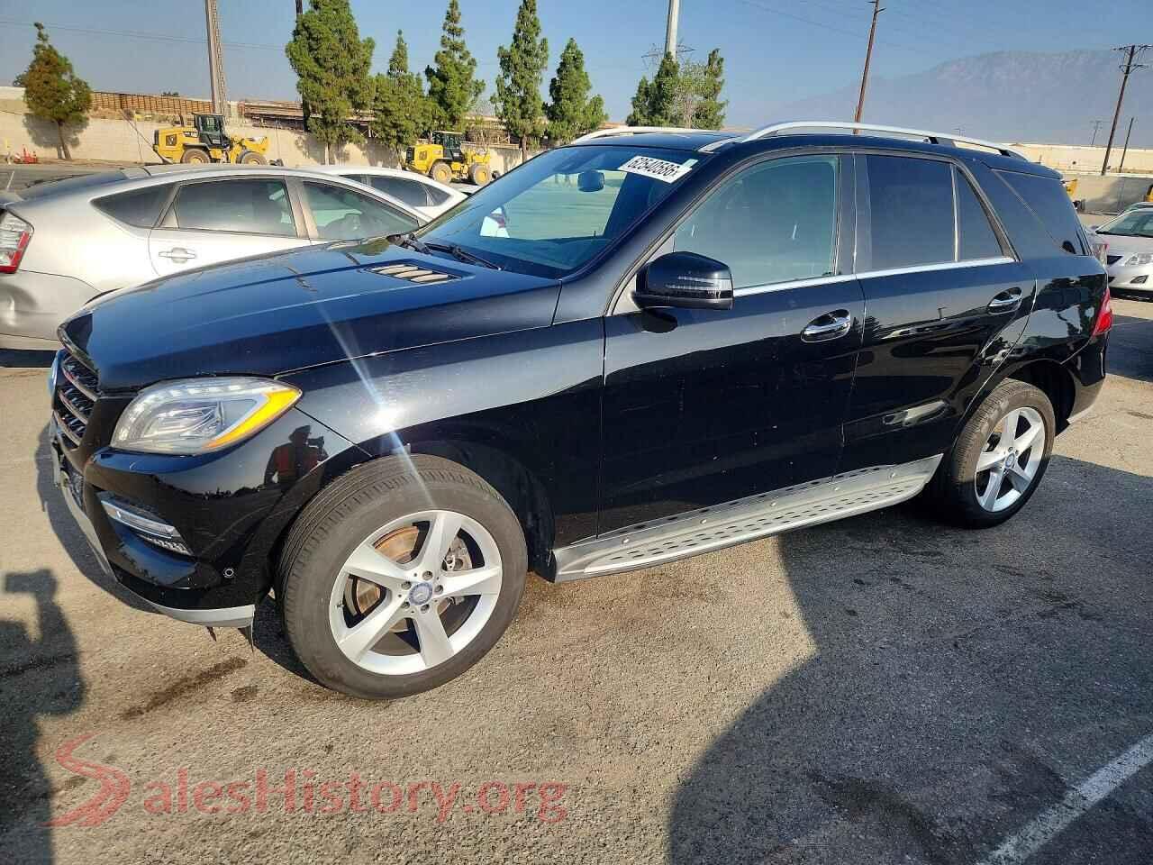 2013 MERCEDES-BENZ M-CLASS — VIN 4JGDA2EB1DA200496