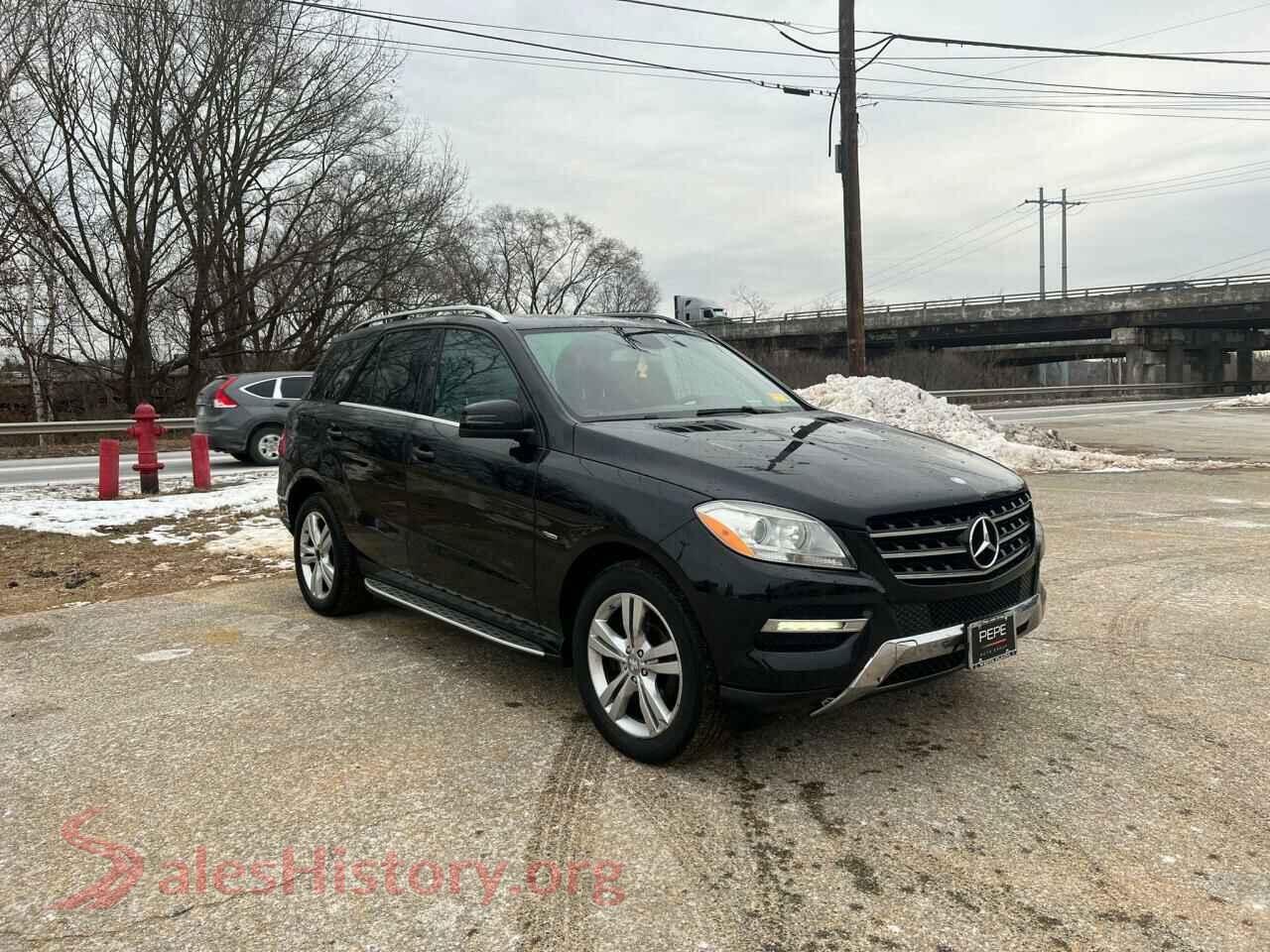 2012 MERCEDES-BENZ M-CLASS — VIN 4JGDA2EB5CA015186