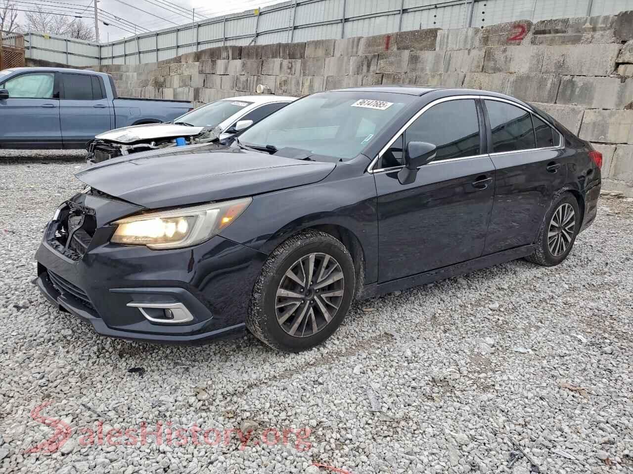 2018 SUBARU LEGACY — VIN 4S3BNAF6XJ3017688