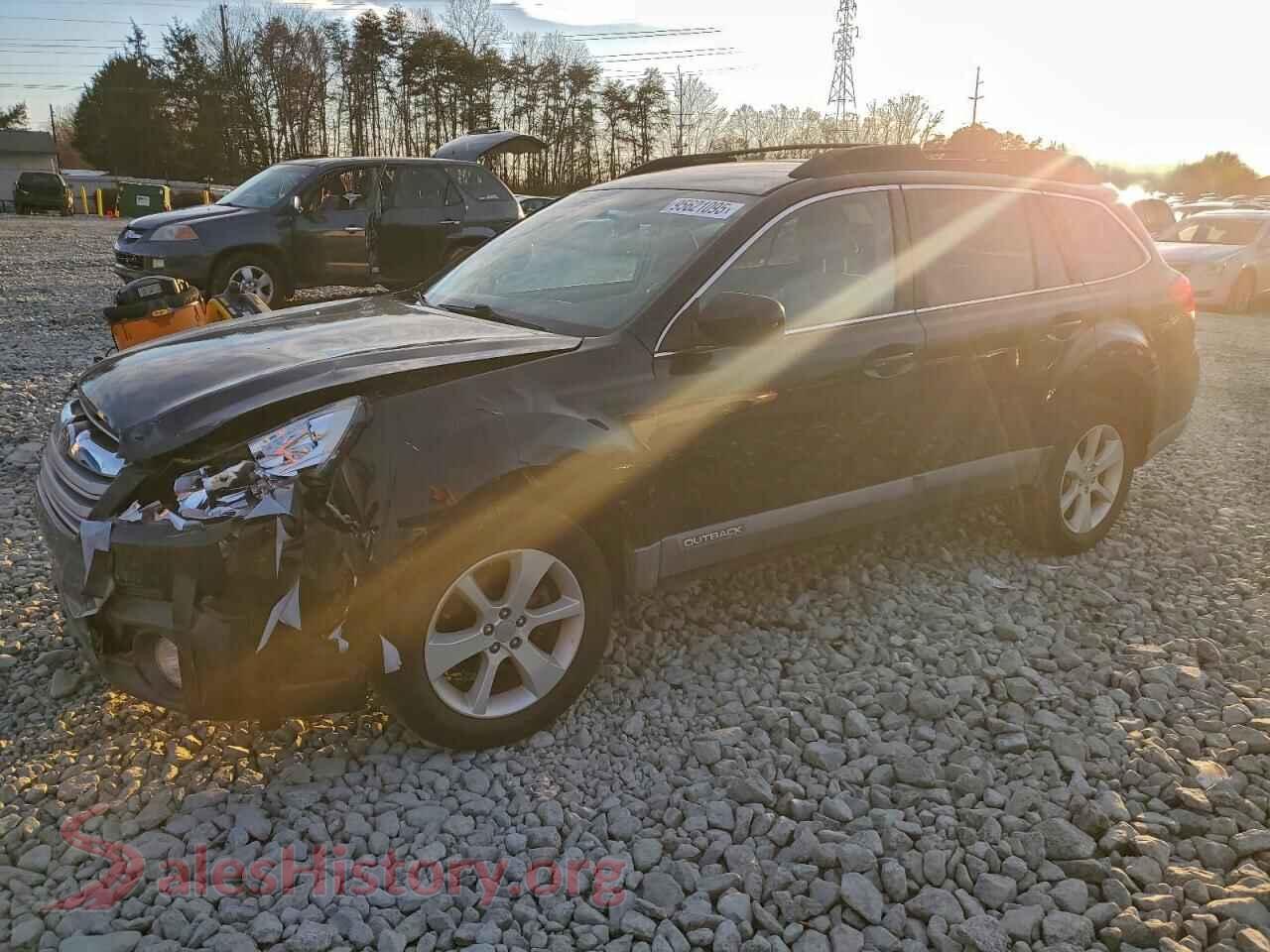 2014 SUBARU OUTBACK — VIN 4S4BRBCC7E3205669