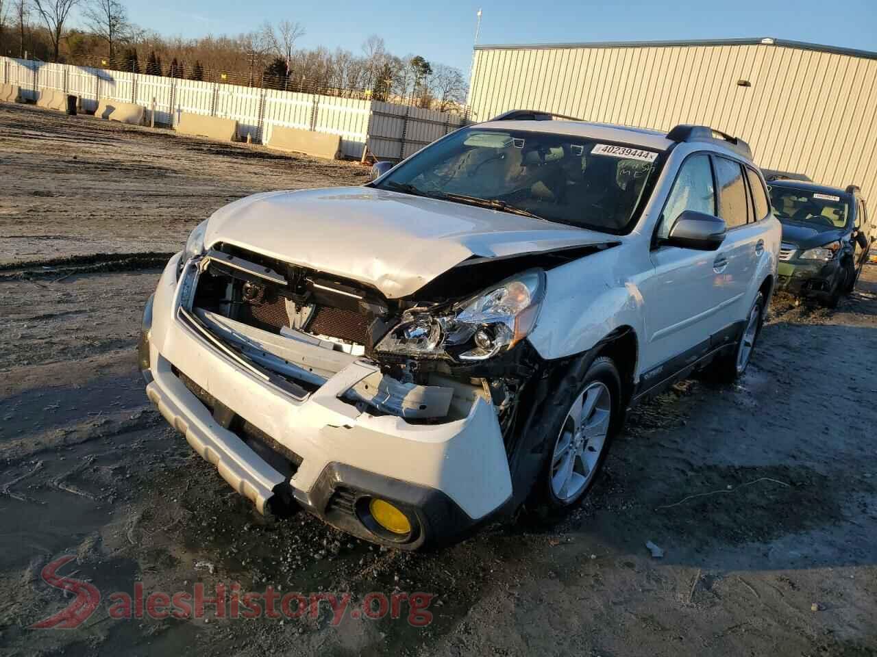 2014 SUBARU OUTBACK — VIN 4S4BRCPC2E3278819