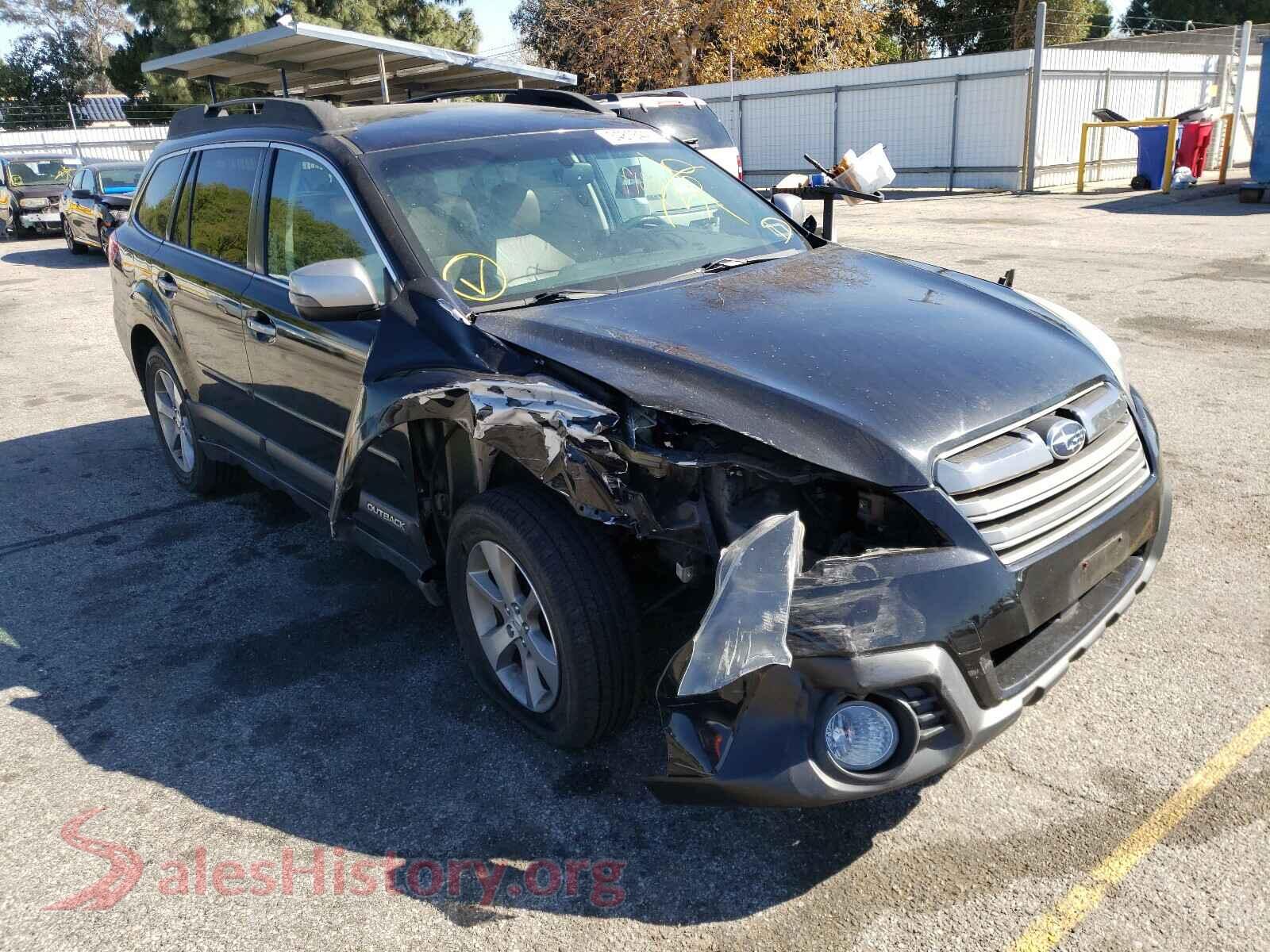 2013 SUBARU OUTBACK — VIN 4S4BRCSC7D3308208