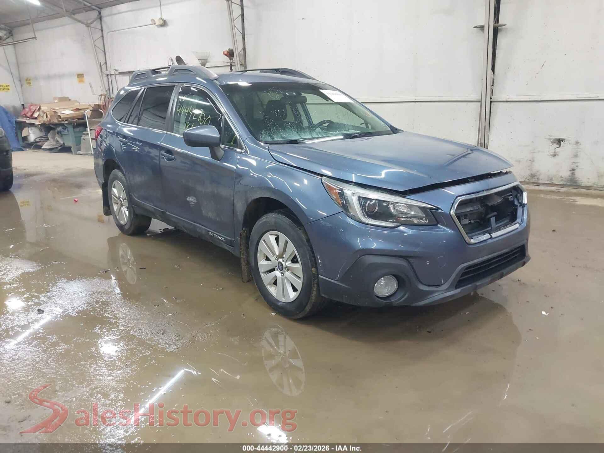 2018 SUBARU OUTBACK — VIN 4S4BSACC4J3324143