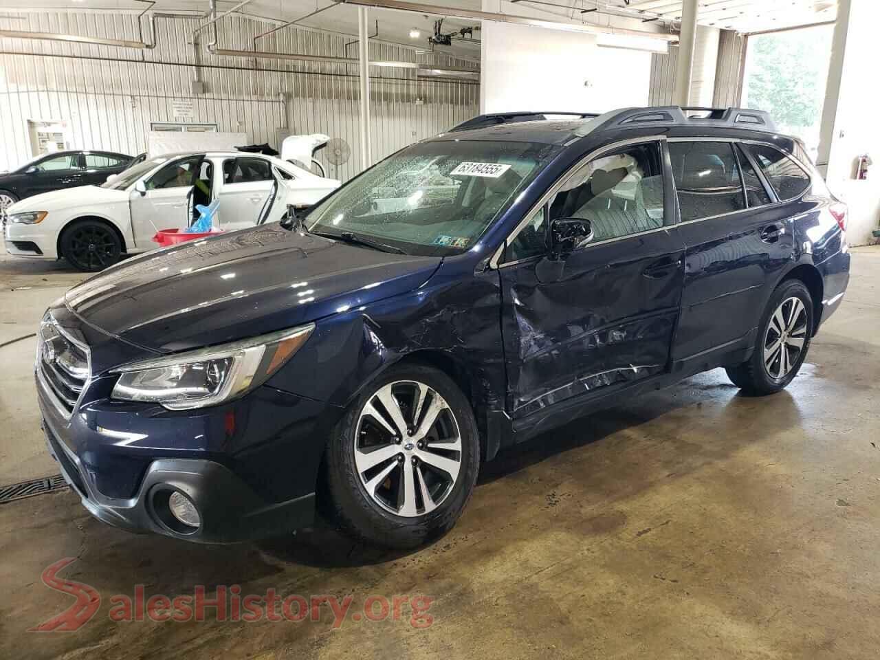 2018 SUBARU OUTBACK — VIN 4S4BSAKC2J3233583