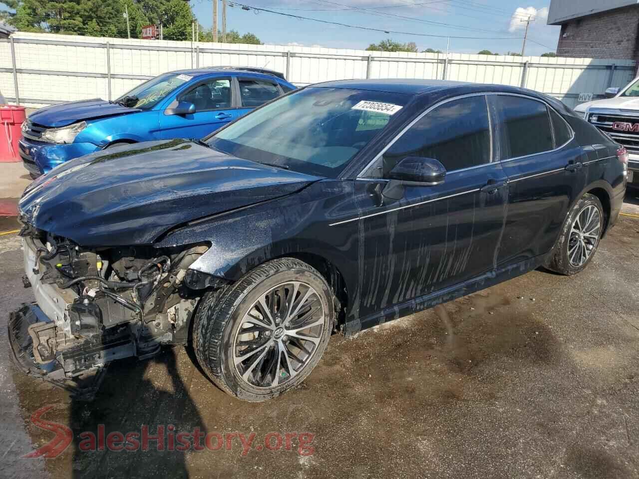 2018 TOYOTA CAMRY — VIN 4T1B11HK0JU095540