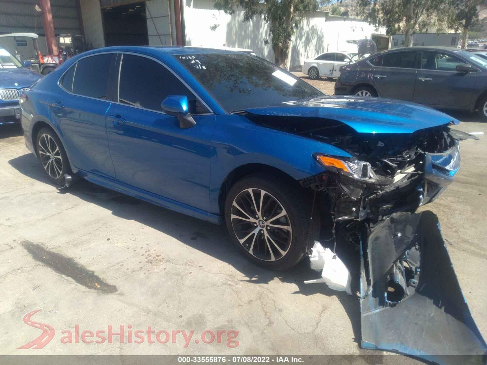 2019 TOYOTA CAMRY — VIN 4T1B11HK0KU215645