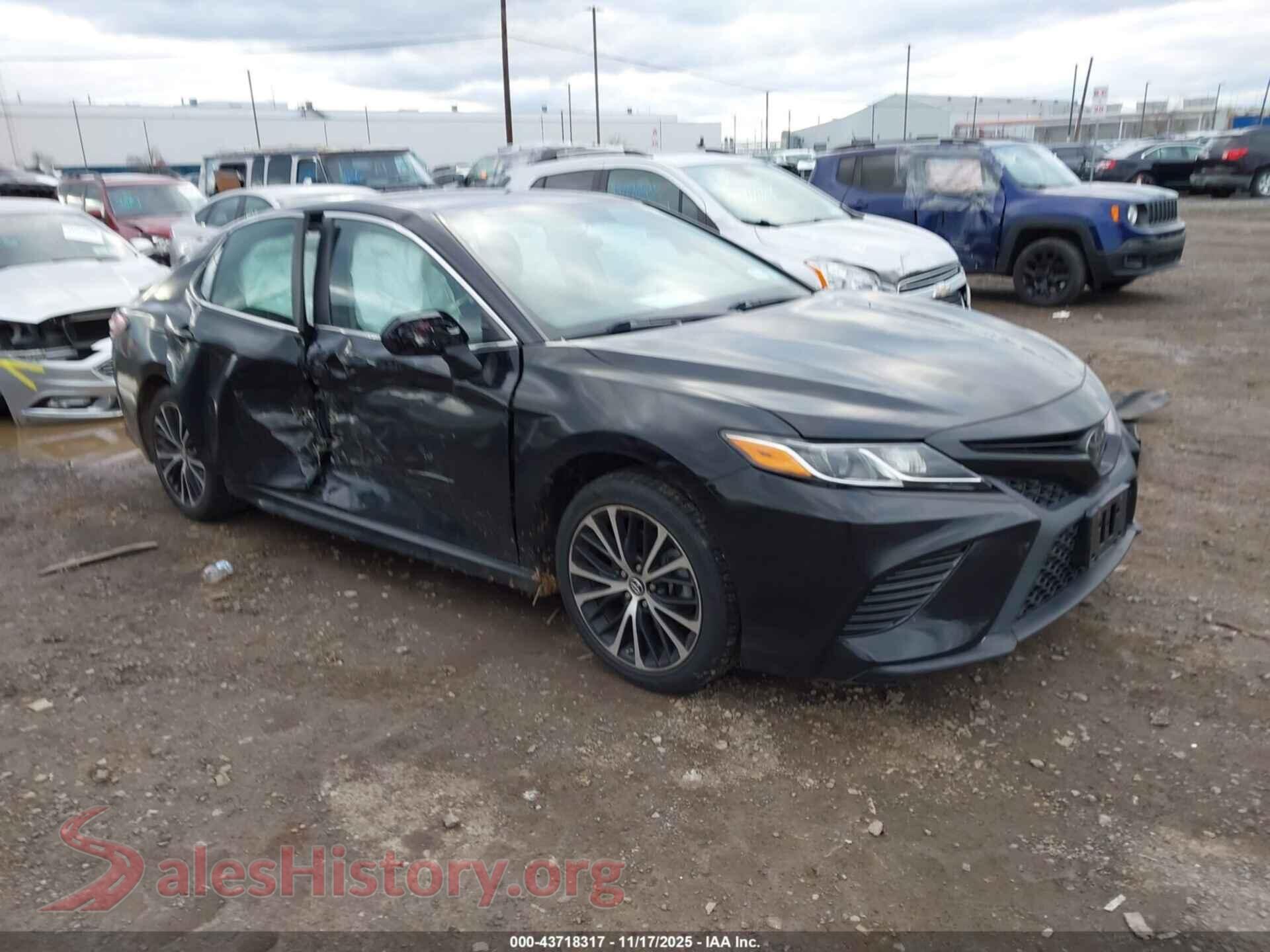 2018 TOYOTA CAMRY — VIN 4T1B11HK1JU608486