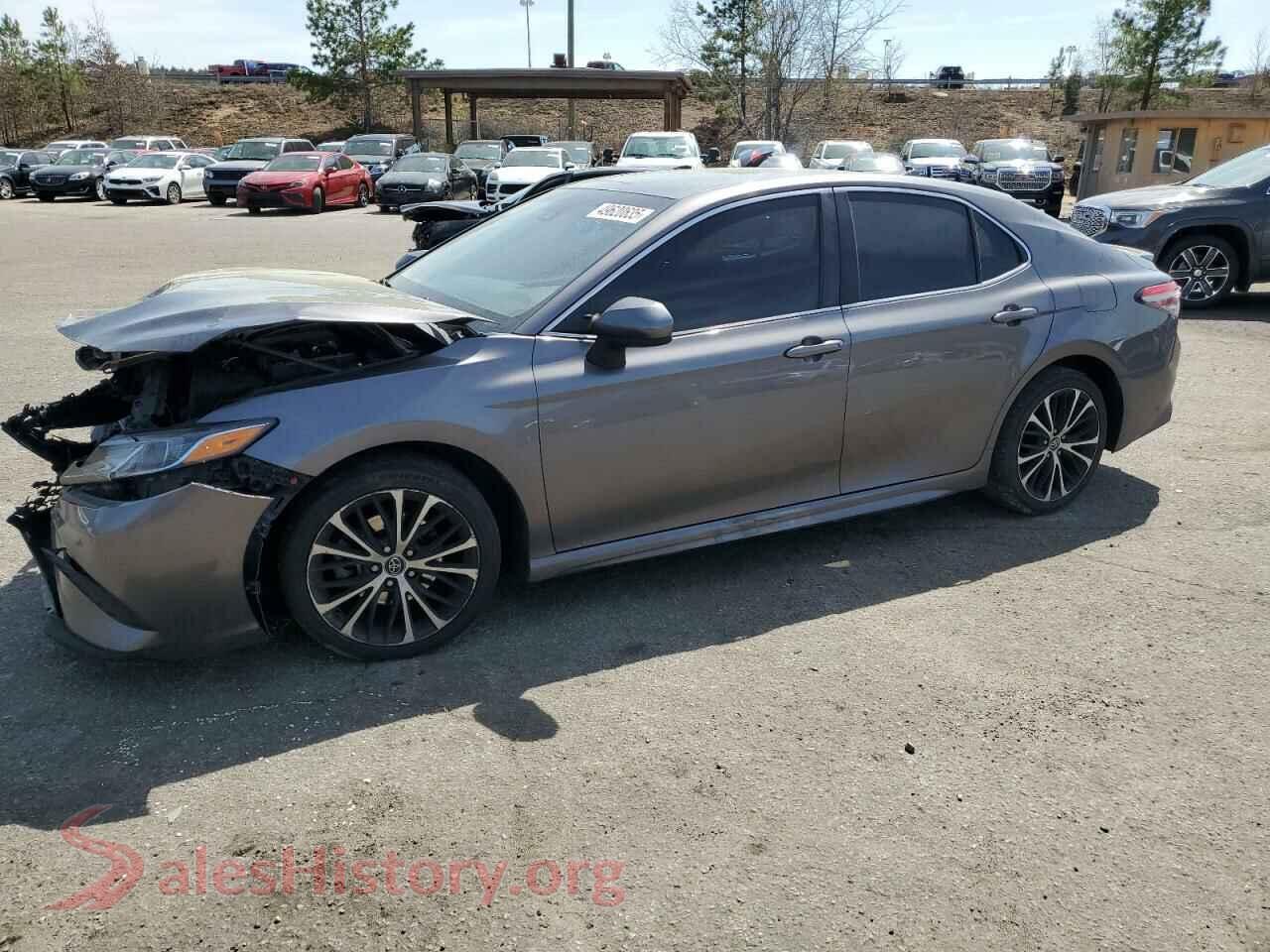 2019 TOYOTA CAMRY — VIN 4T1B11HK1KU683304