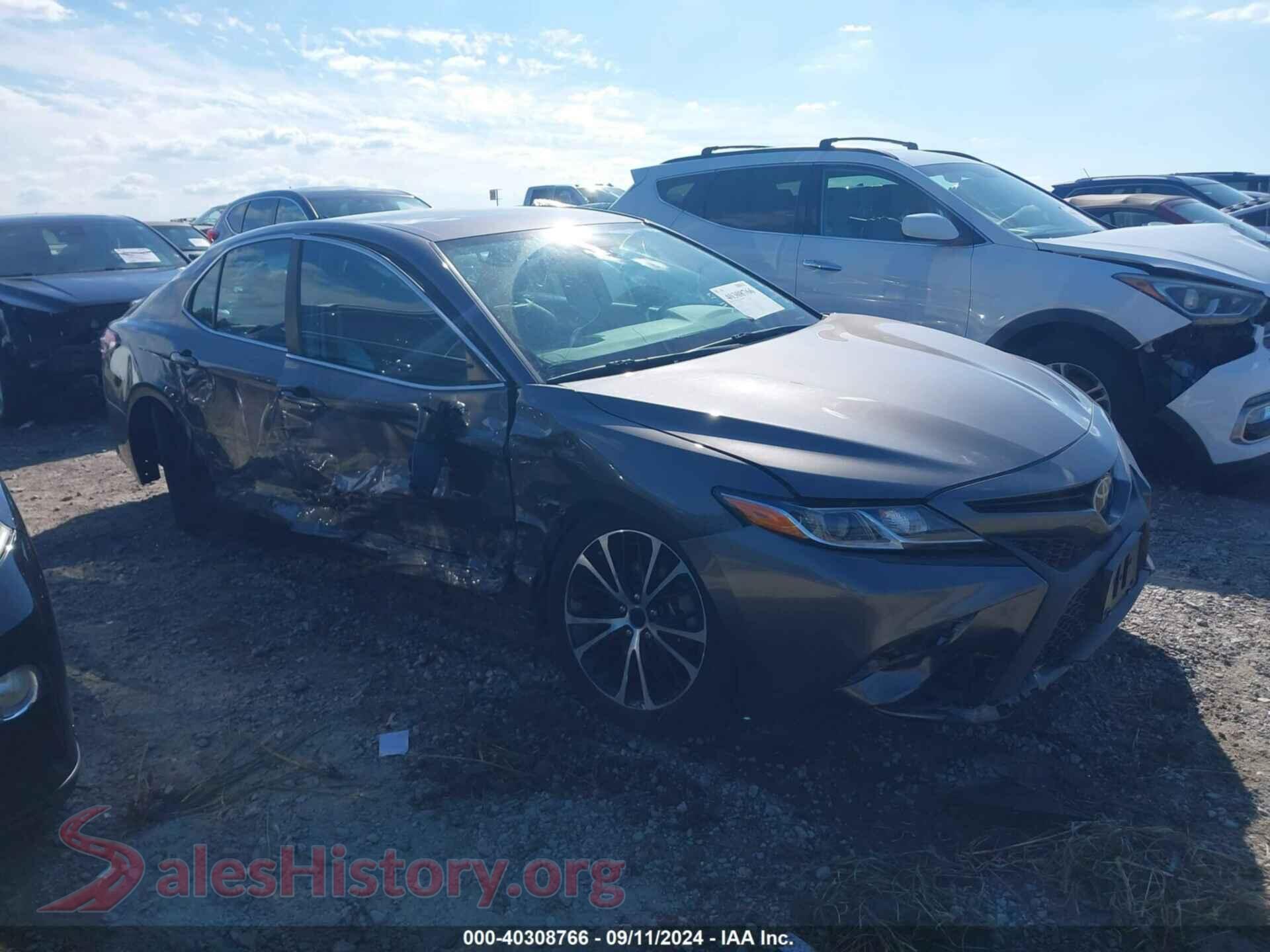 2019 TOYOTA CAMRY — VIN 4T1B11HK2KU260523