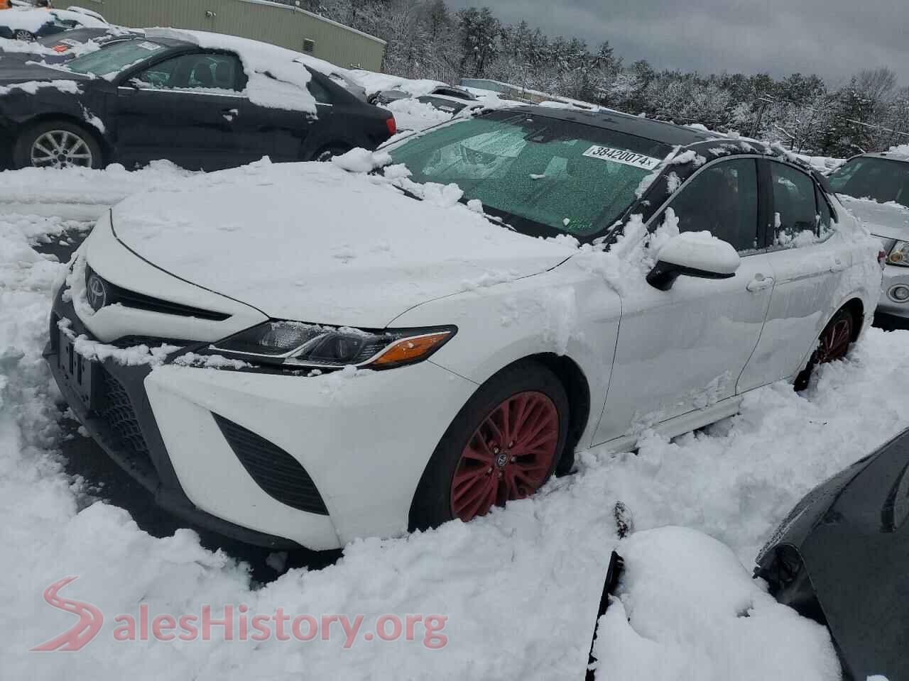 2018 TOYOTA CAMRY — VIN 4T1B11HK3JU539641