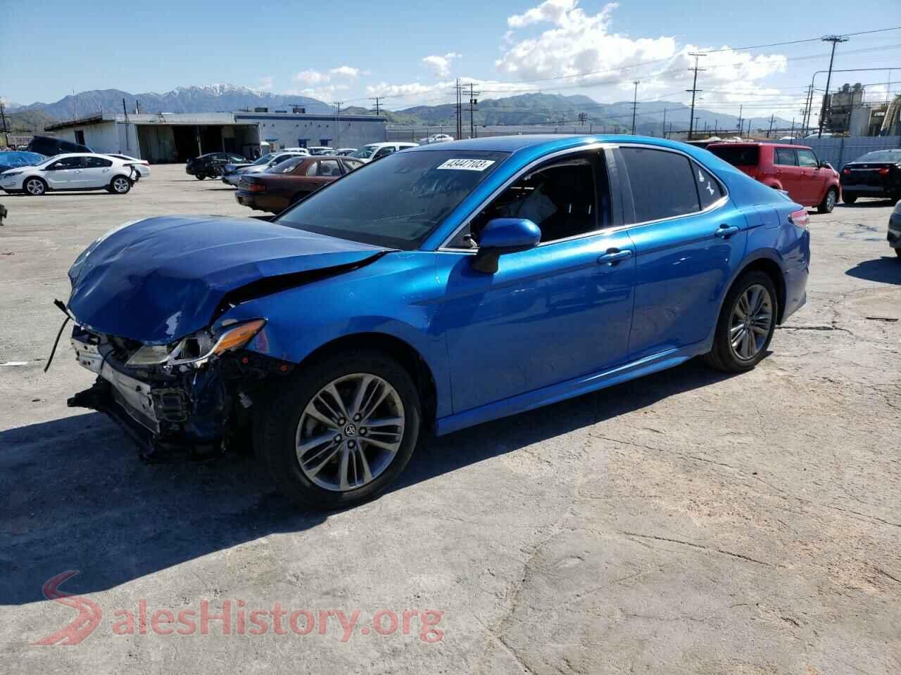 2019 TOYOTA CAMRY — VIN 4T1B11HK4KU180558