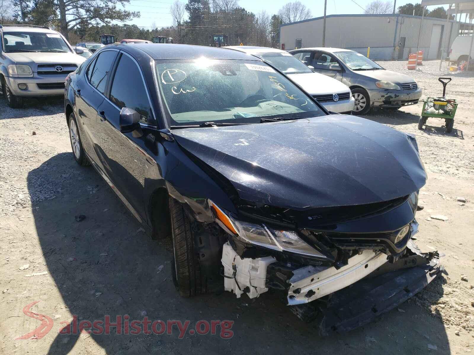 2019 TOYOTA CAMRY — VIN 4T1B11HK4KU217379