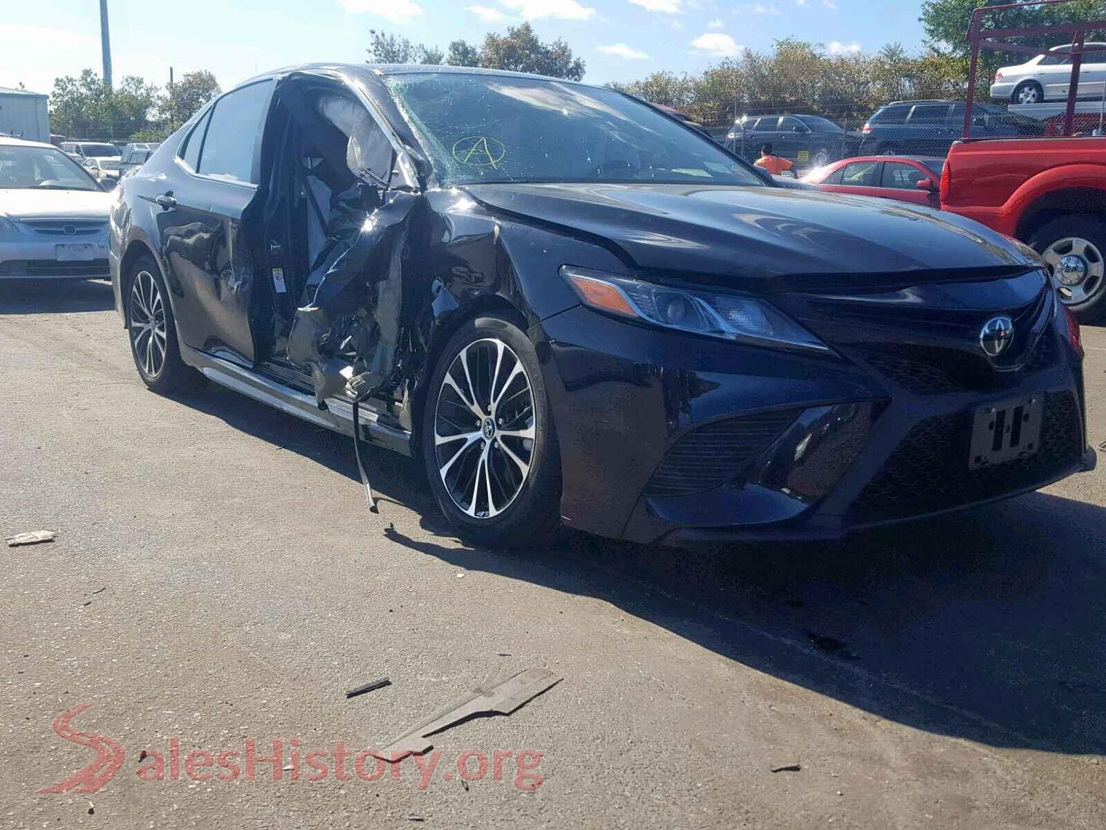 2019 TOYOTA CAMRY — VIN 4T1B11HK4KU733483