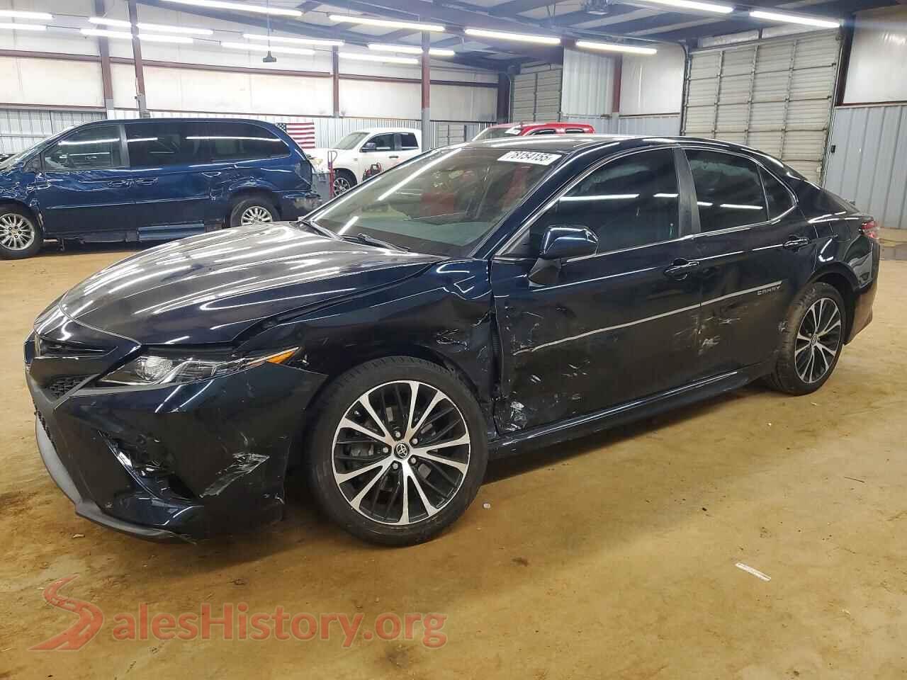 2018 TOYOTA CAMRY — VIN 4T1B11HK6JU672362