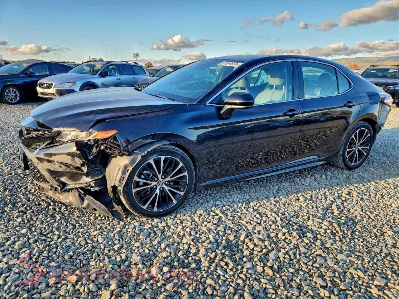 2019 TOYOTA CAMRY — VIN 4T1B11HK7KU686711