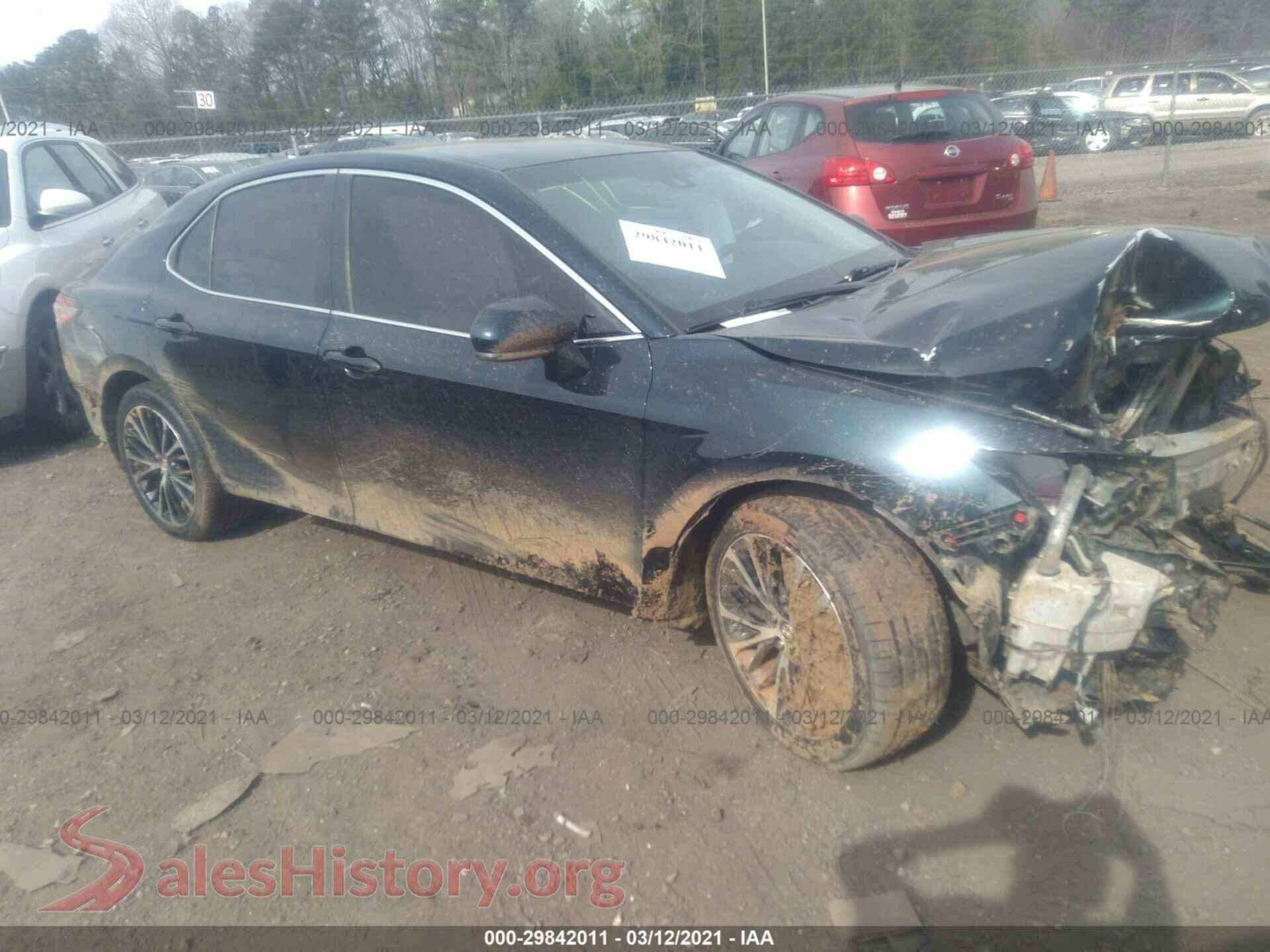2018 TOYOTA CAMRY — VIN 4T1B11HK9JU539403