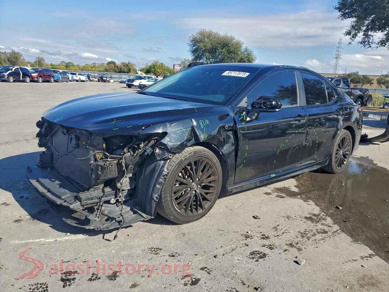 2019 TOYOTA CAMRY — VIN 4T1B11HK9KU266075
