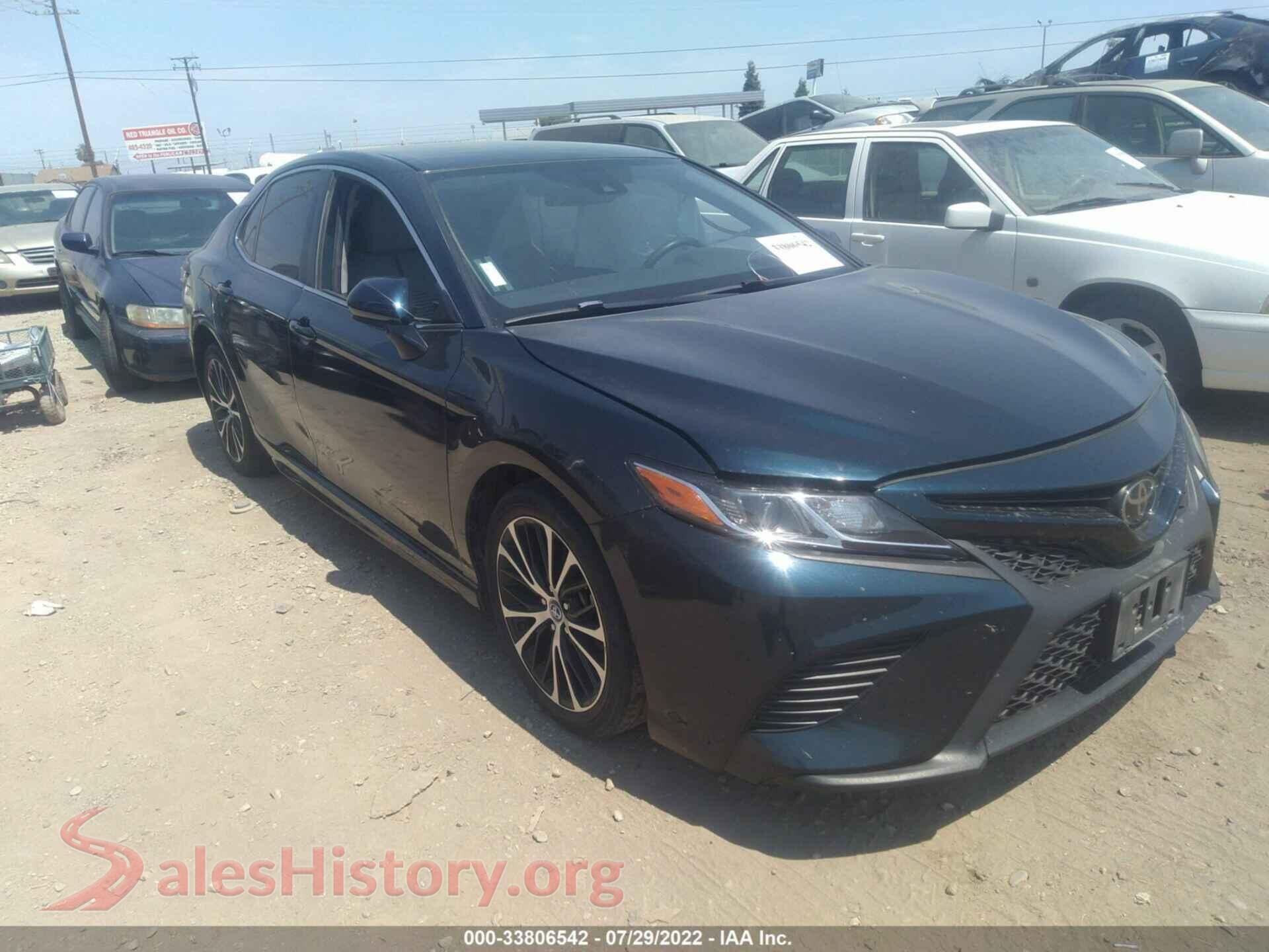 2019 TOYOTA CAMRY — VIN 4T1B11HK9KU697922