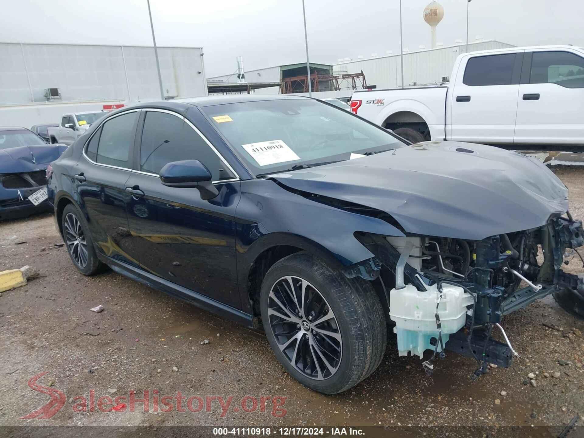 2018 TOYOTA CAMRY — VIN 4T1B11HKXJU580722