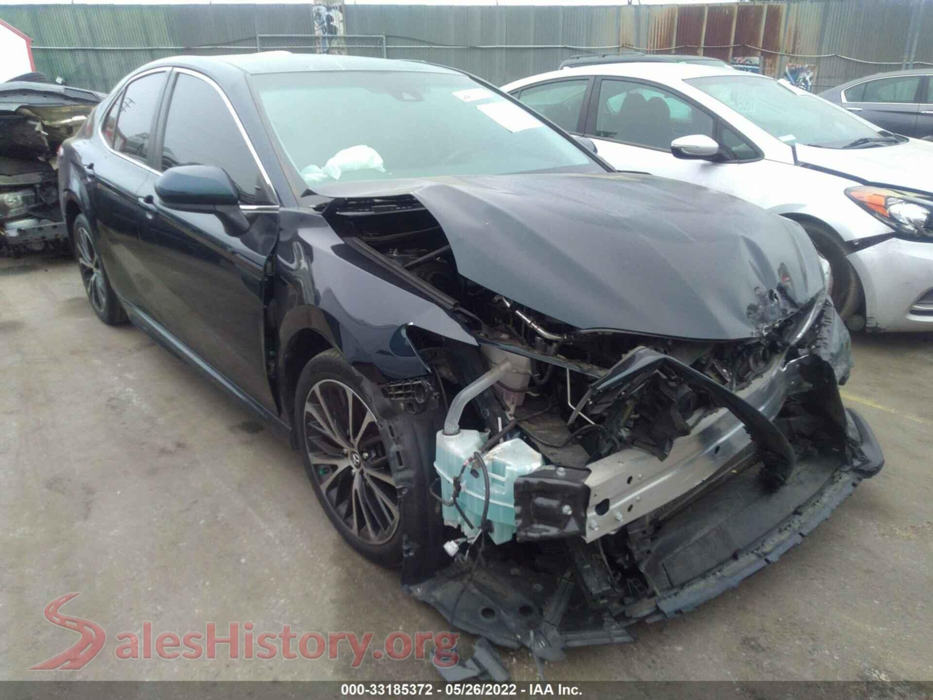 2018 TOYOTA CAMRY — VIN 4T1B11HKXJU656794