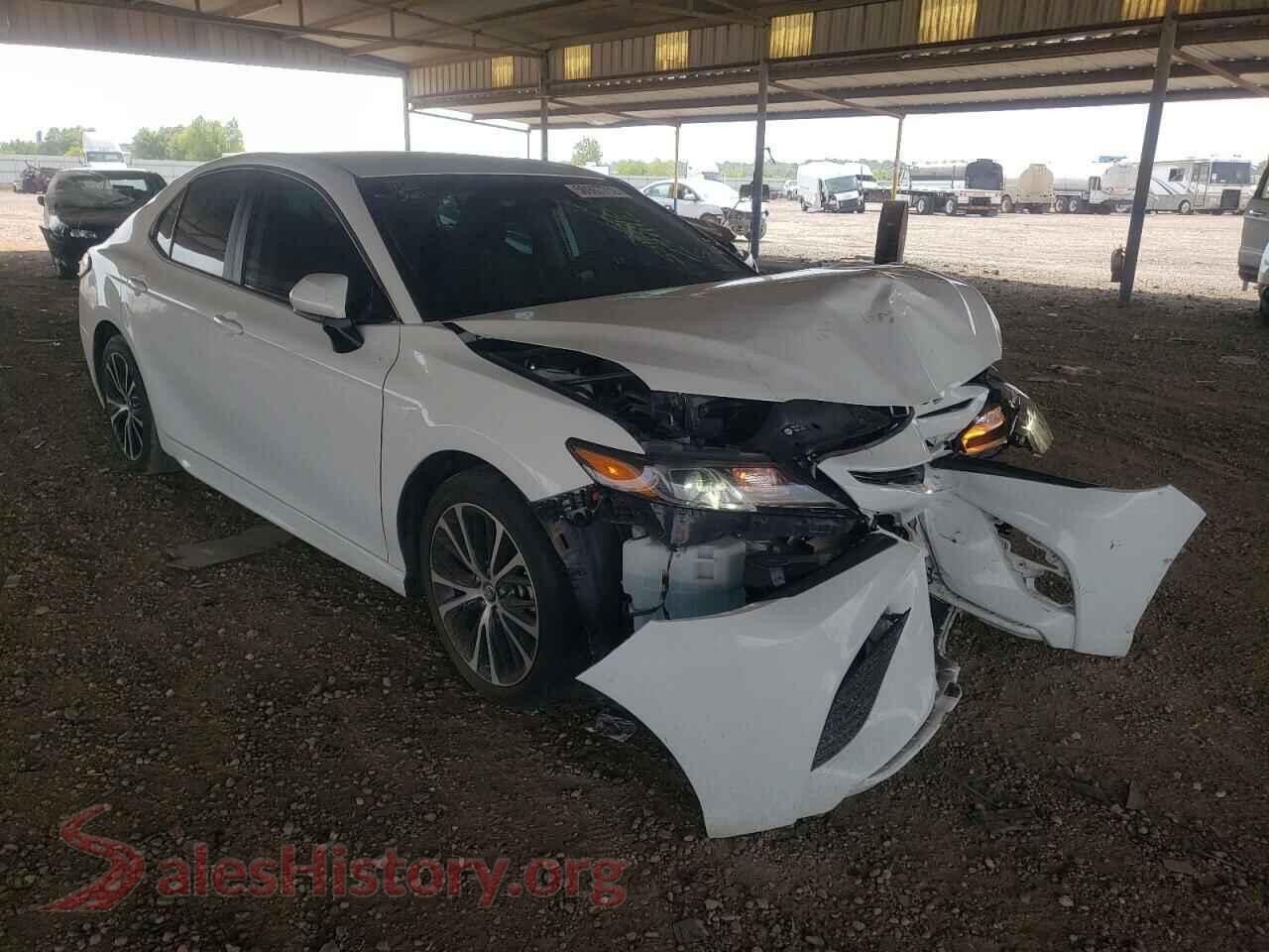 2019 TOYOTA CAMRY — VIN 4T1B11HKXKU184842